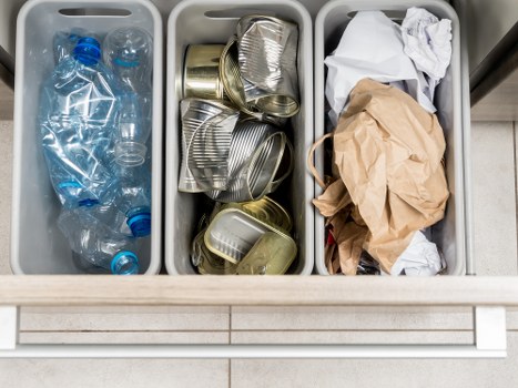 Step-by-step house clearance process illustrated